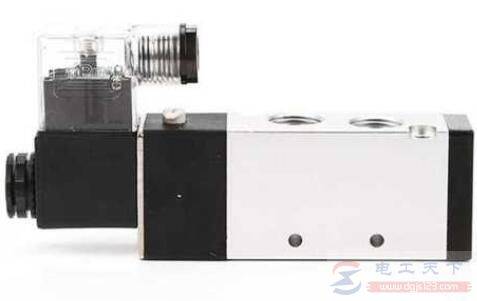 气动电磁阀气缸关不严什么原因